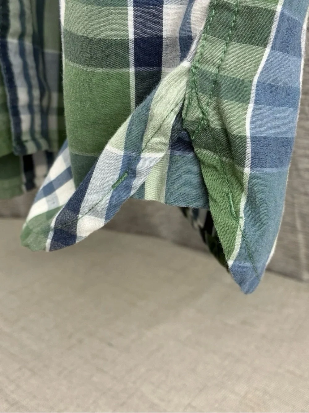 Levi's Mens Plaid Shirt XL Casual Short Sleeve Button Up Green Navy Blue White
